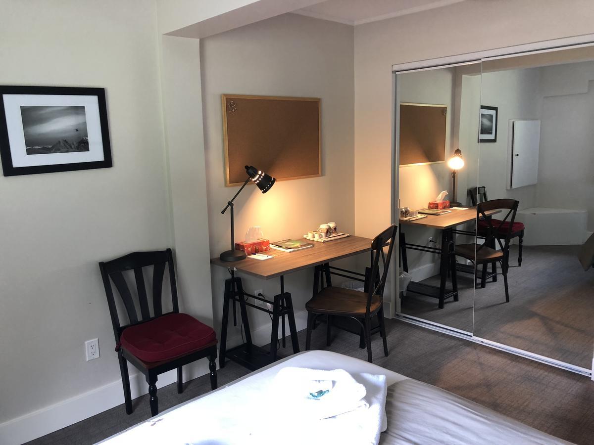 Bear Valley Guesthouse Stewart Zewnętrze zdjęcie